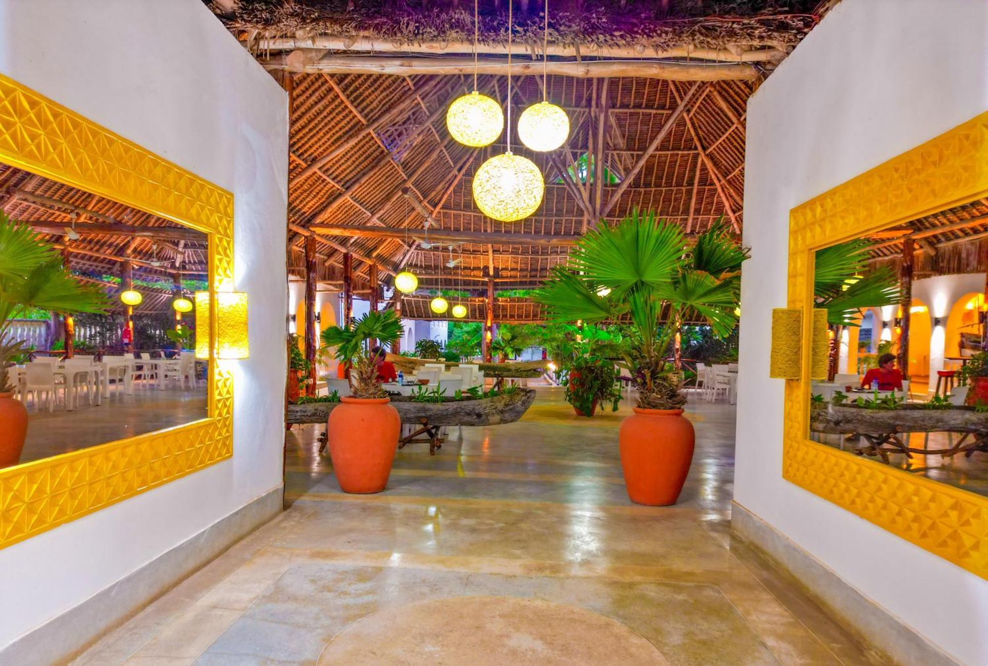 Maasai Resort Mombasa Extérieur photo