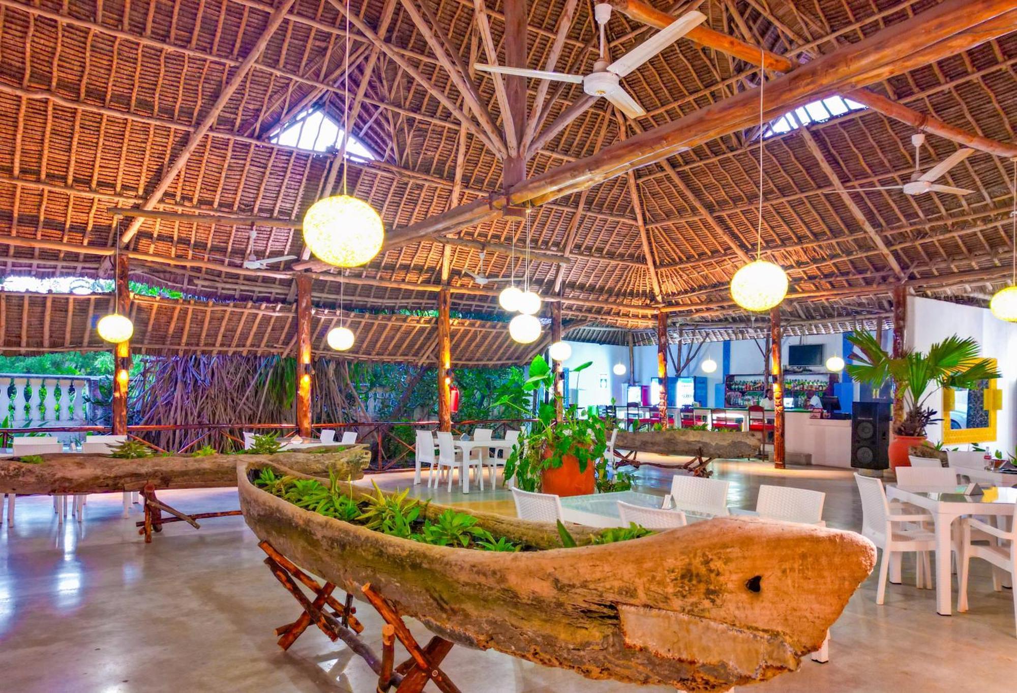 Maasai Resort Mombasa Extérieur photo