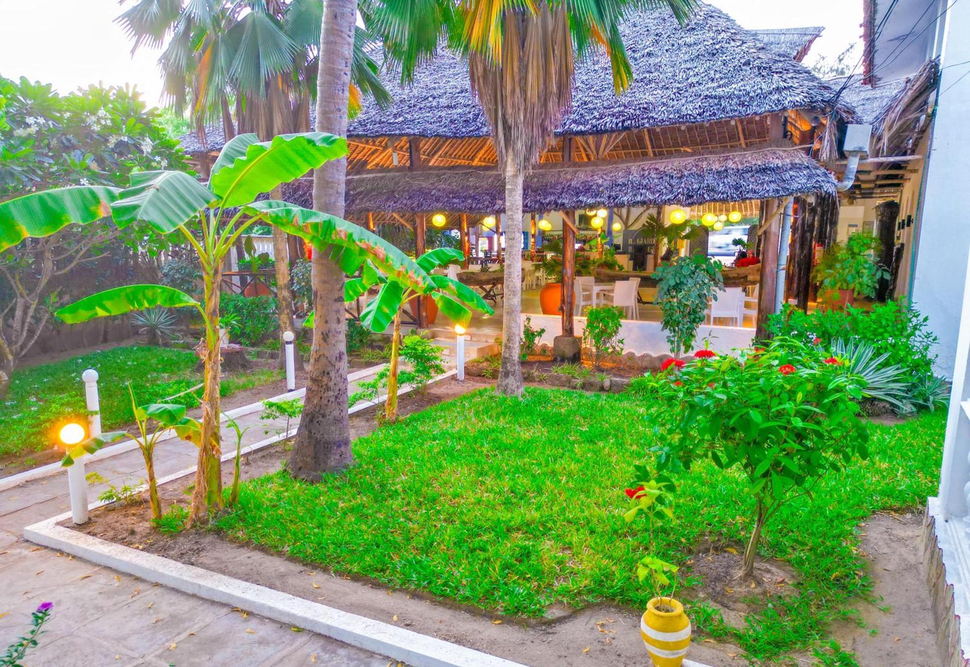 Maasai Resort Mombasa Extérieur photo